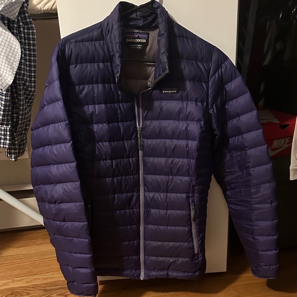 Patagonia Down Jacket in Deep Purple